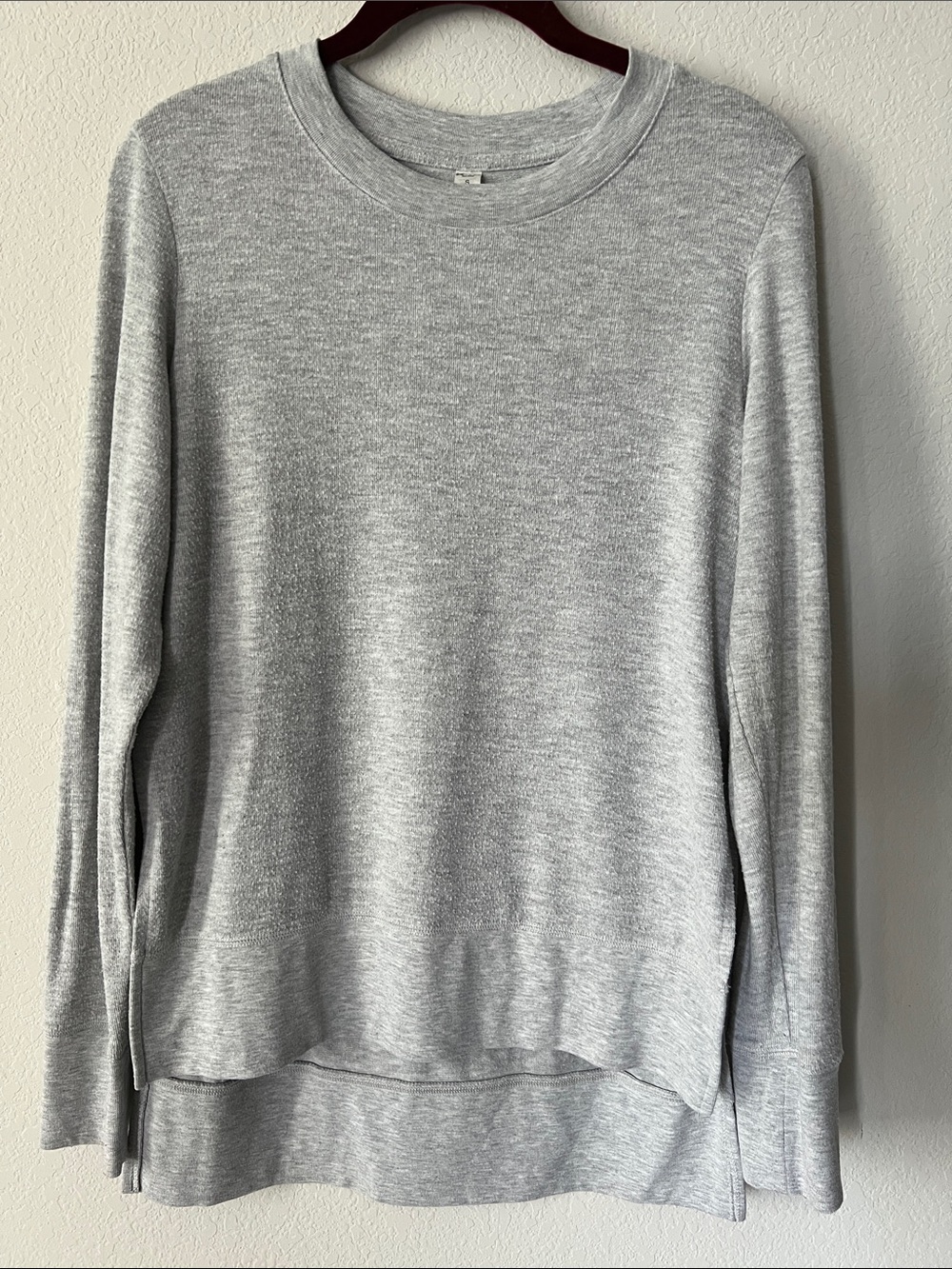 ALO Yoga Glimpse Long Sleeve Top Gray Size Small